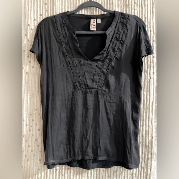 ANTHROPOLOGIE DOLAN Left Coast Moreira Mixed Media Top Cap Sleeve - - Picture 1 of 3